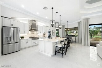 Building Photo - 6851 Lakewood Isle Dr
