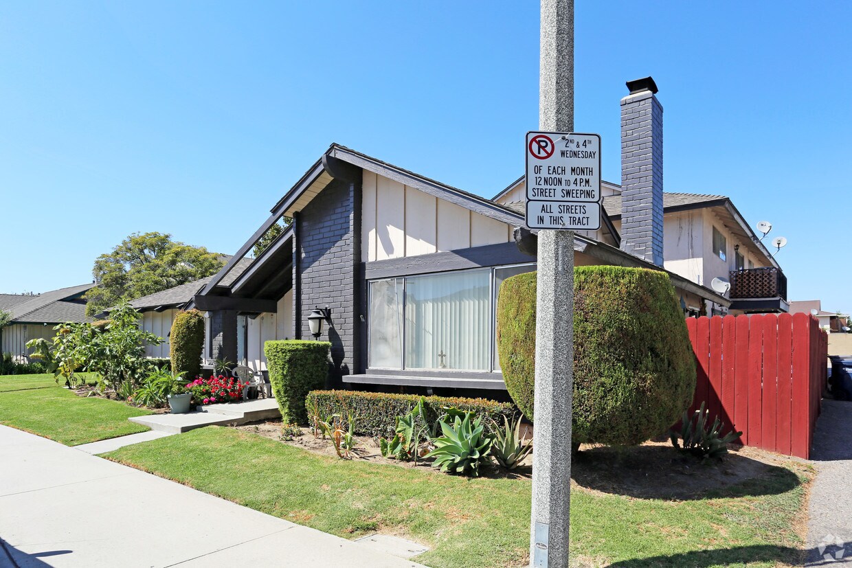 Building Photo - 7331 Toulouse Dr