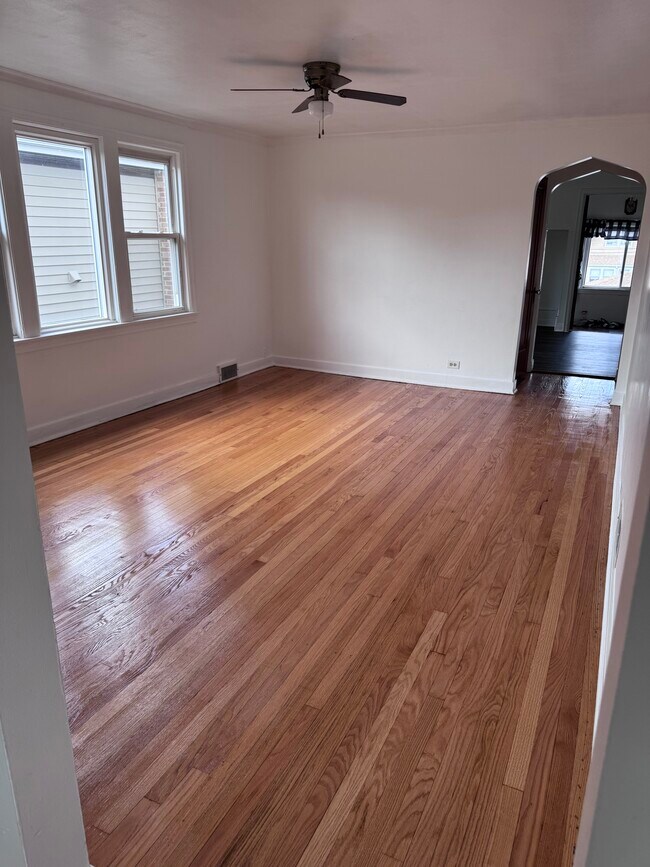 Foto del edificio - 2630 Grove Ave
