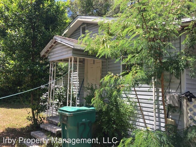 Building Photo - 3 br, 1 bath House - 128 Garfield Drive