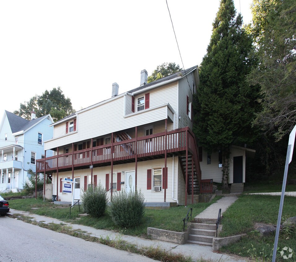 Building Photo - 60-62 Merchants Ave