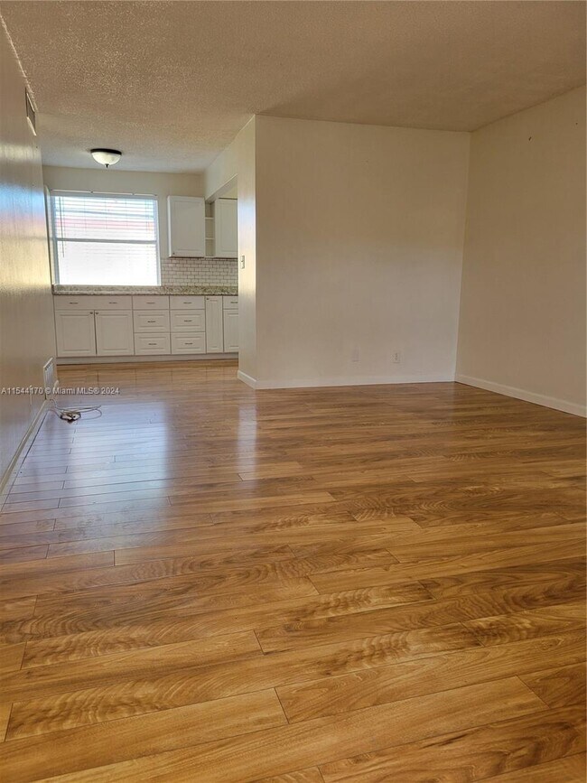 Foto del edificio - 2200 Taylor St