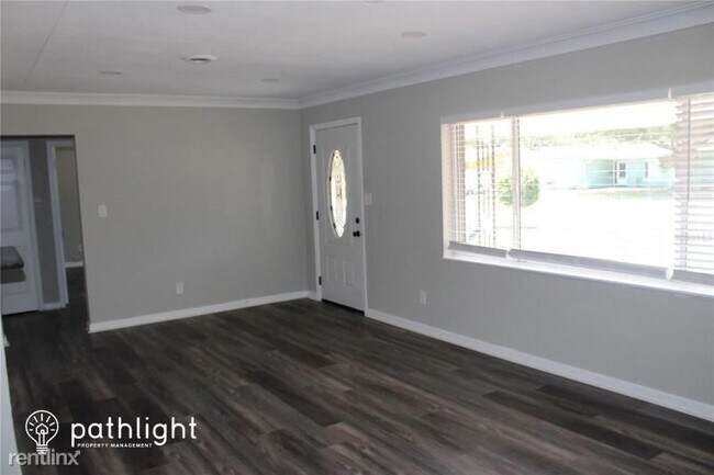 Building Photo - 3 br, 2 bath House - 2361 67Th Avenue S UNIT