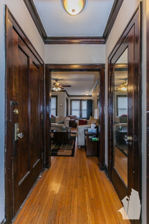 Foto del edificio - 3511 N Damen Ave