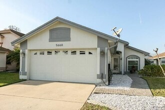 Building Photo - 5668 Parkview Lake Dr