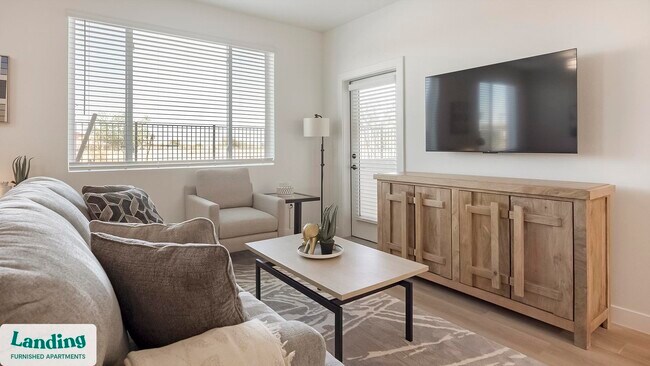 Foto del edificio - 255 N Camino Mercado