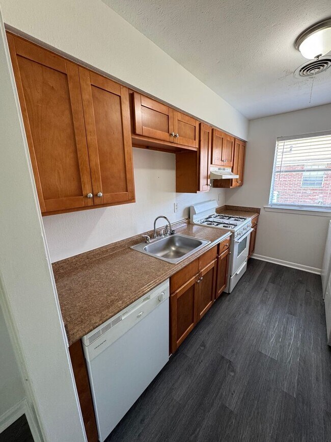 Foto del edificio - 6493 Marcie St