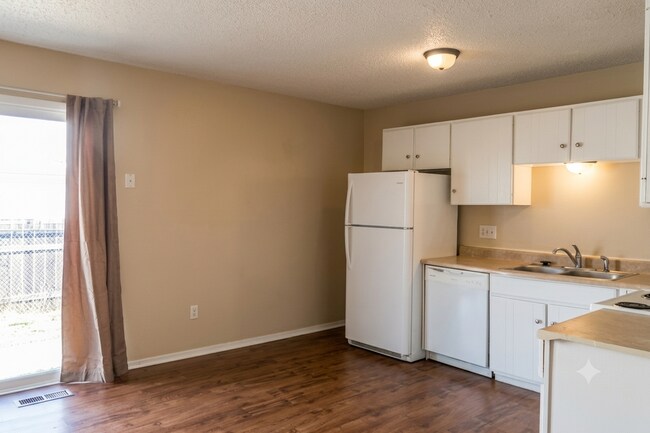 Foto del edificio - Spacious 3 Bedroom