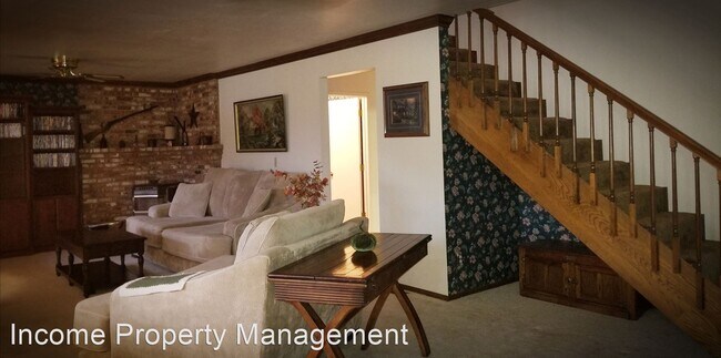 Building Photo - 2 br, 2 bath House - 2 Grove Park Way