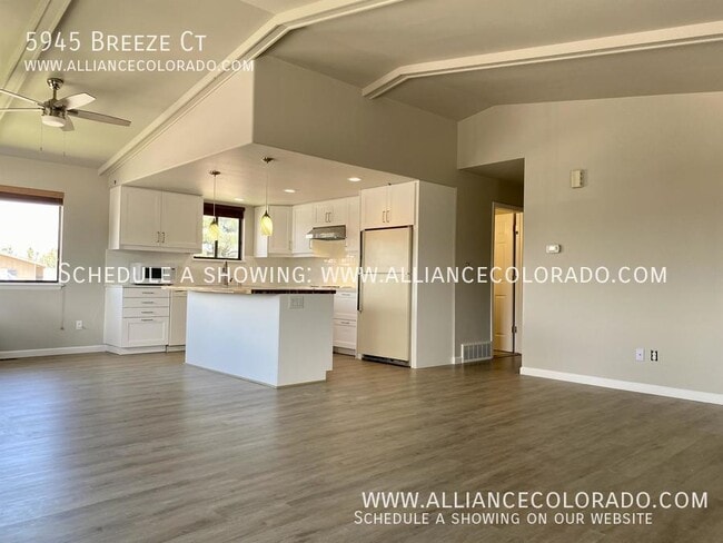 Building Photo - 5945 Breeze Ct