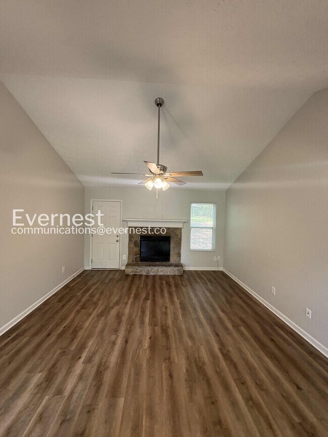 Foto del edificio - 3-Bed/2-Bath Home/ Pet Friendly/Available Now!