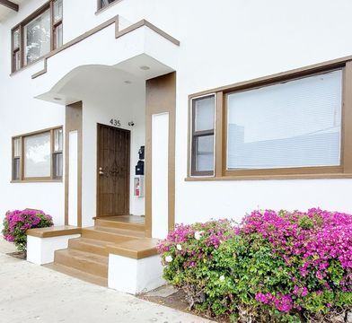 Foto del edificio - 433 W 4th St