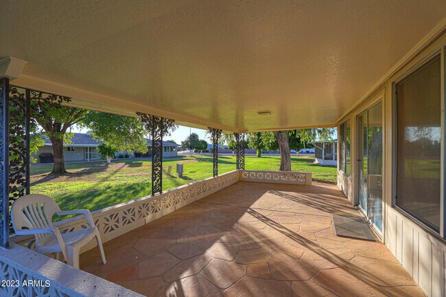 Foto del edificio - 10639 W Roundelay Cir