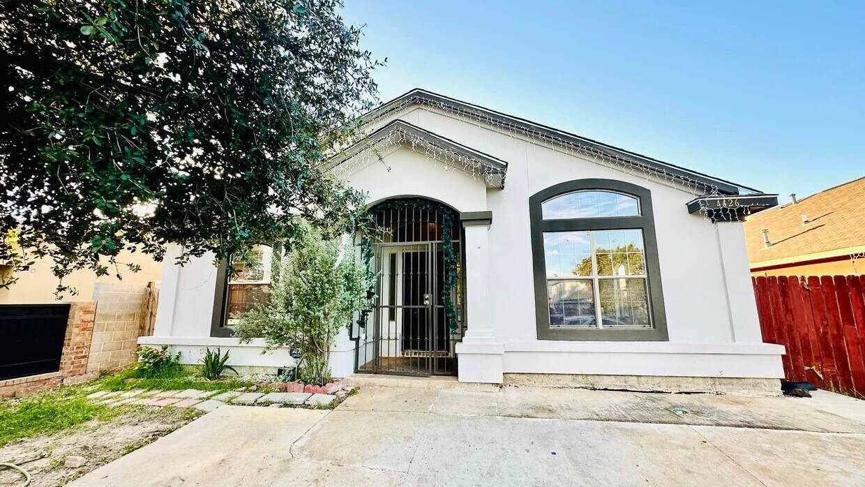 Primary Photo - 4426 Marla Dr