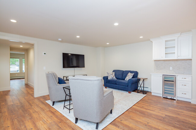 Foto del edificio - 19b Newtown Ln