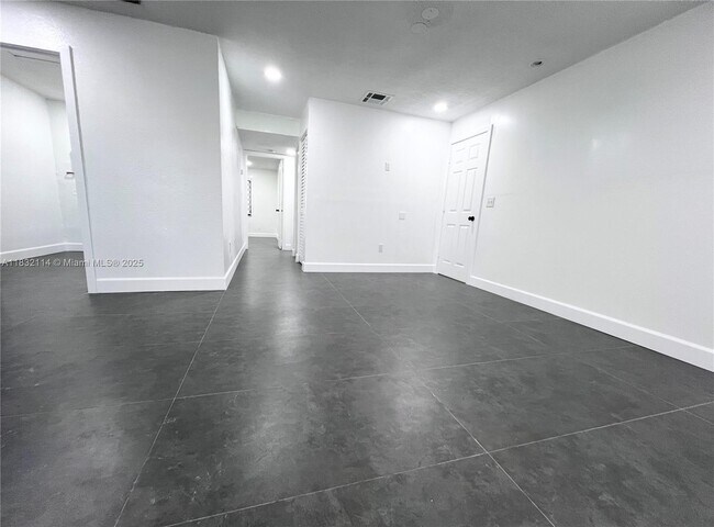 Foto del edificio - 28099 SW 143rd Ct