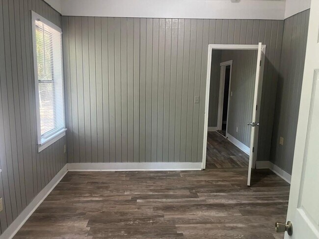 Foto del edificio - 618 Clarke St