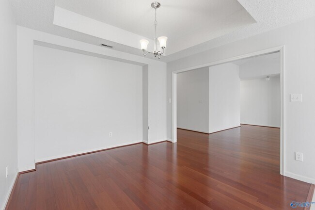 Foto del edificio - 134 Garden Brook Dr
