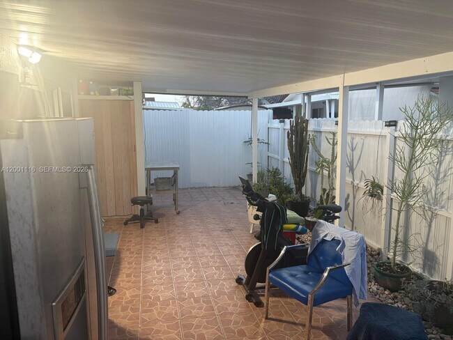 Foto del edificio - 3103 W 70th St