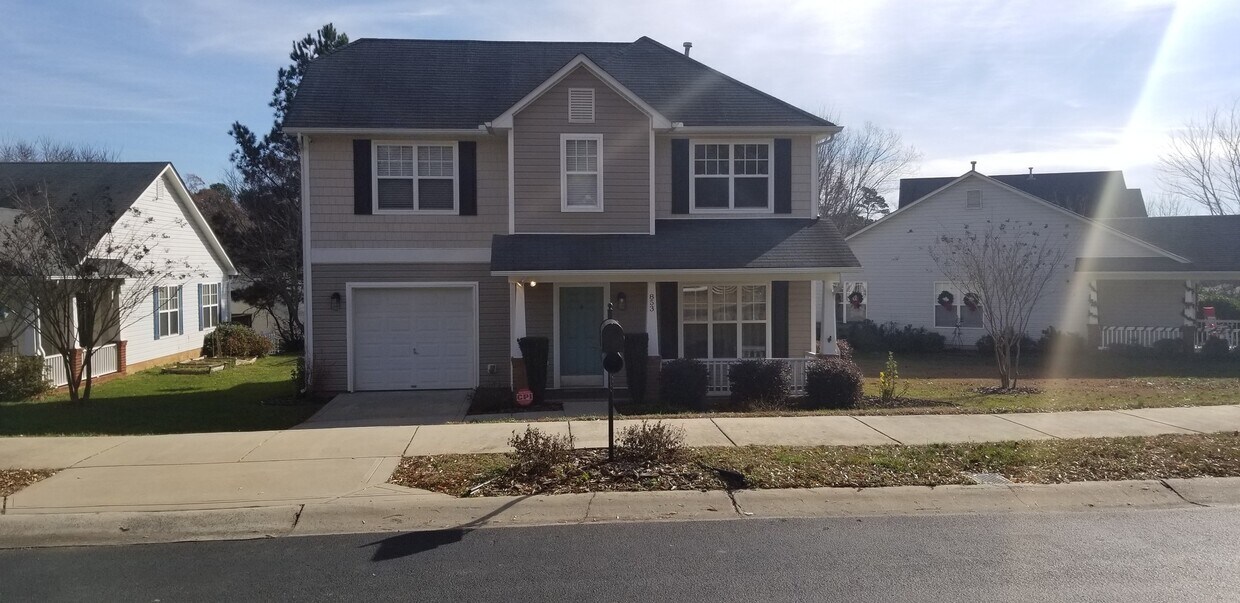 Primary Photo - Beautiful Home Near Downtown Matthews