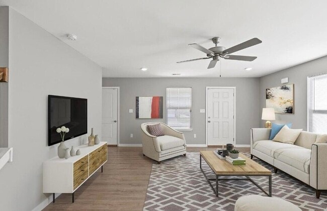 Foto del edificio - 104 Ancel Wy