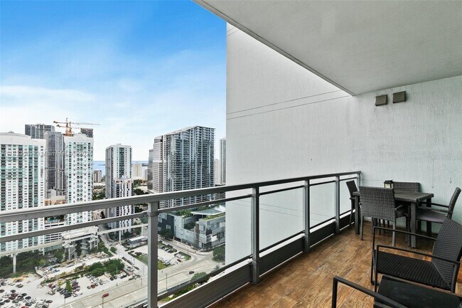 Foto del edificio - 92 SW 3rd St