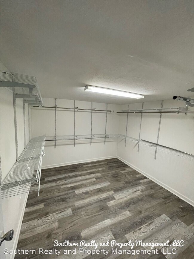Foto del edificio - 3 br, 2 bath House - 239 Marian Drive