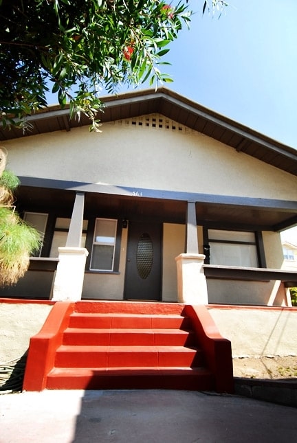 Primary Photo - 564 E Verdugo Ave