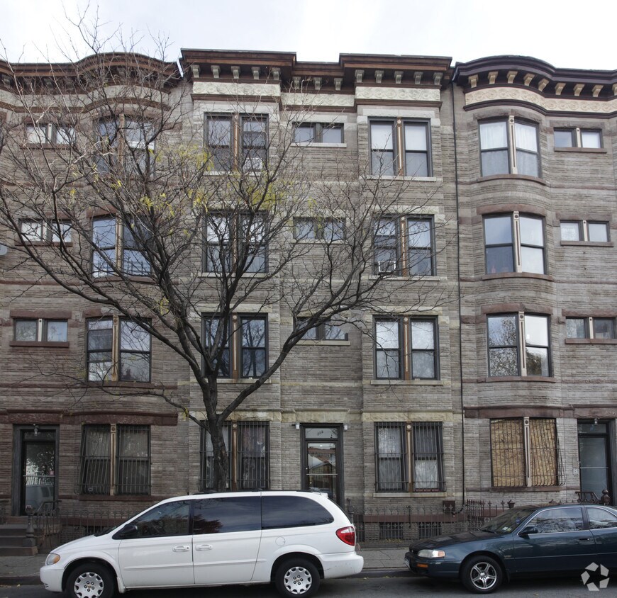 Building Photo - 295 Classon Ave