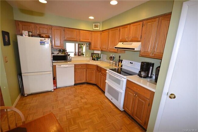 Building Photo - 22 Fawn Ct