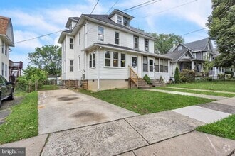 Building Photo - 121 Virginia Ave