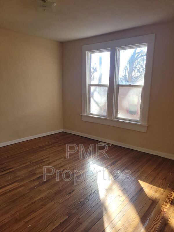 Building Photo - 2711 S 22nd St