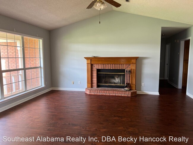 Building Photo - 3 br, 2 bath House - 2840 Quail Cove