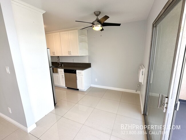 Building Photo - Newly Renovated 1Bedroom 1Bathroom In Prim...