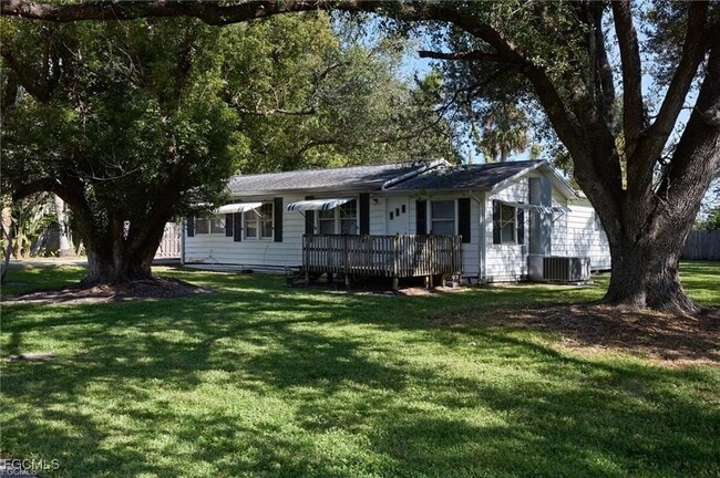 Building Photo - 10461 McGregor Blvd