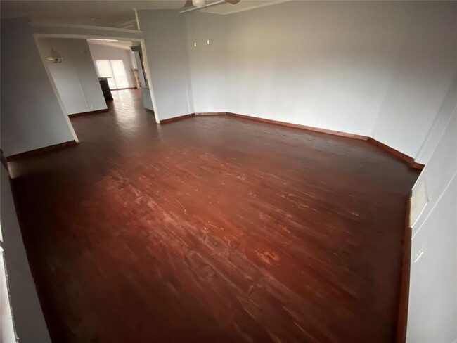 Foto del edificio - 1076 P R 7705