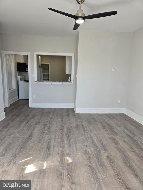 Building Photo - 5211 Ridge Ave