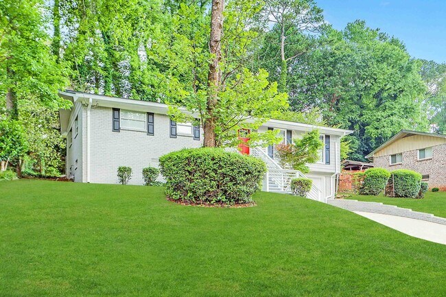 Building Photo - 3677 Glen Mora Dr