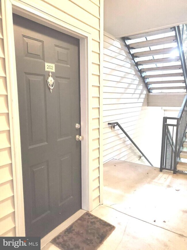Building Photo - 12112 Garden Grove Cir
