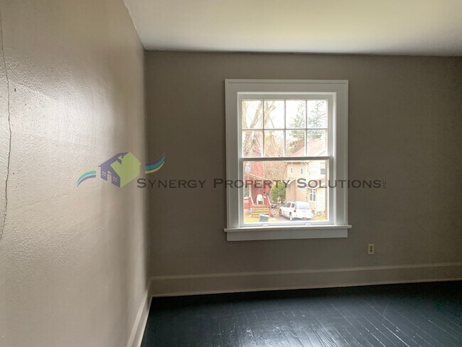 Building Photo - Own your own home cheaper than rent!!
