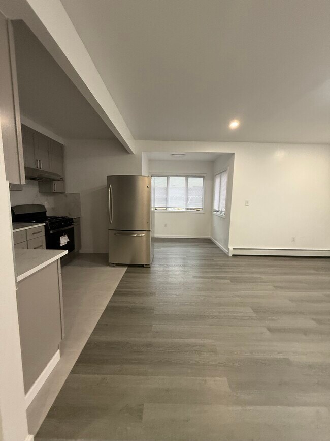 Foto del edificio - 55 Highlawn Ave