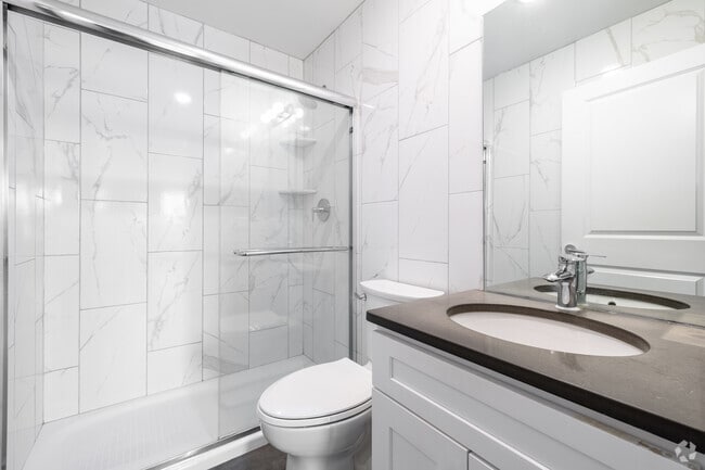 2BR, 2BA - 964SF - Primary Bathroom - 241 Crooks Ave