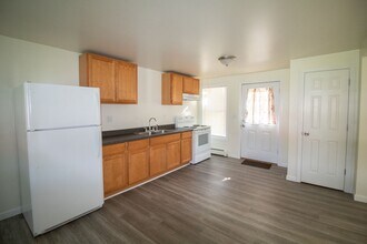 Building Photo - 119 Hicks Ave