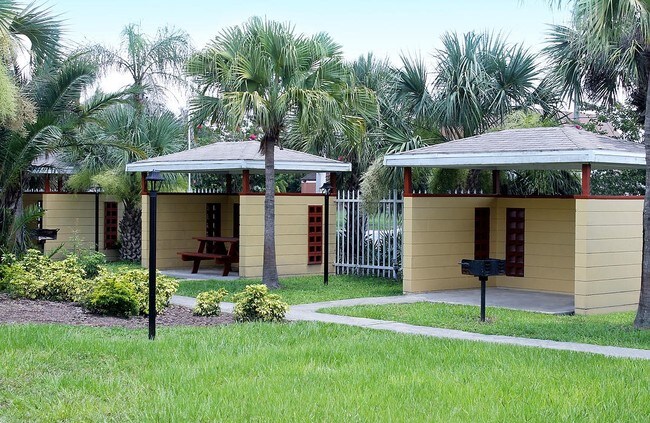 Barbacoa - Villas Del Sol Apartments