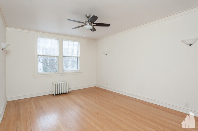 Foto del edificio - 1824 N Lincoln Park W