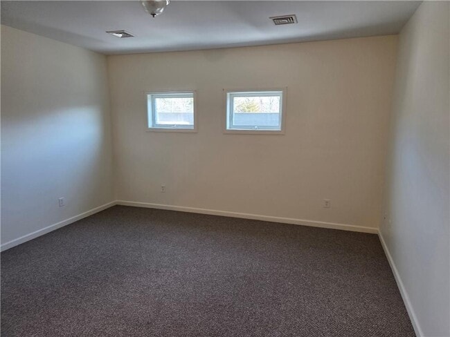 Foto del edificio - 567 S County Trail