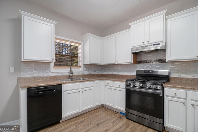 Building Photo - 1016 Maple Leaf Dr