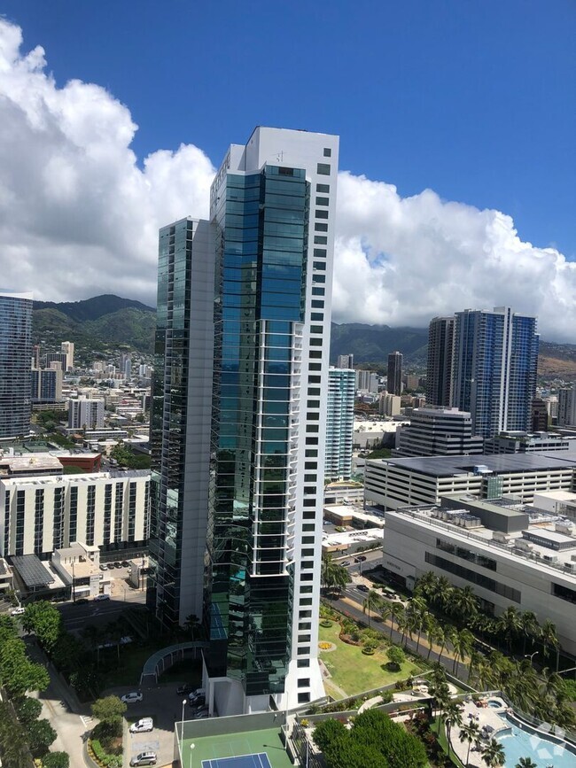 Building Photo - 1330 Ala Moana Blvd