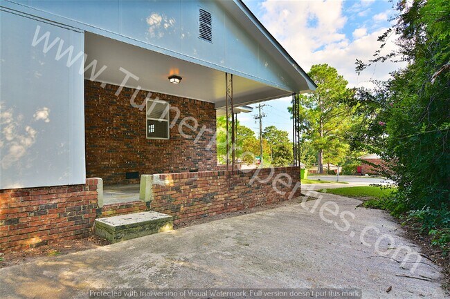 Building Photo - 101 Shagbark Ave, Columbia, SC 29209.