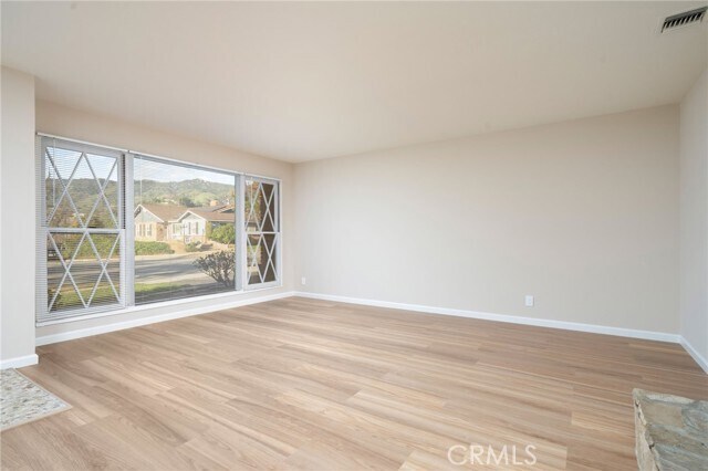 Foto del edificio - 2426 W Valewood St